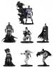 Batman Black & White Statue (DC Collectibles) - 14