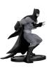 Batman Black & White Statue (DC Collectibles) - 3
