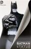 Batman Black & White Statue (DC Collectibles) - 6