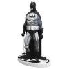 Batman Black & White Statue (DC Collectibles) - 10