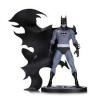 Batman Black & White Statue (DC Collectibles) - 12